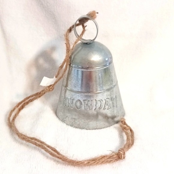 4" Christmas COW BELL Ornament Hanging Sound Ringer Silver Aluminum SNOW Rope - Picture 5 of 8